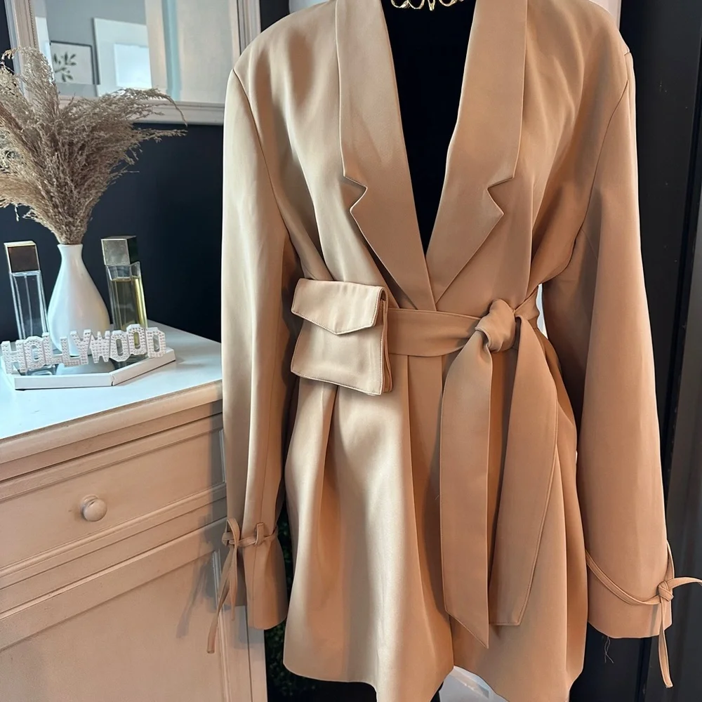 MESHSKI  Blazer Dress LOWEST  FINAL PRICE! - Picture 2 of 8